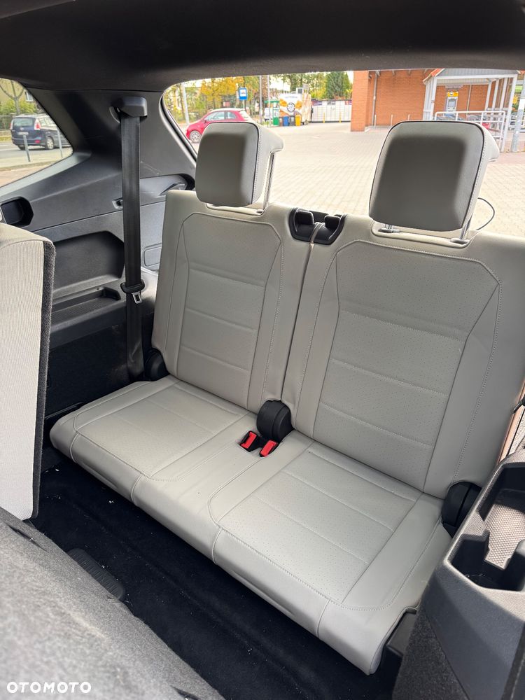 Volkswagen Tiguan - 21