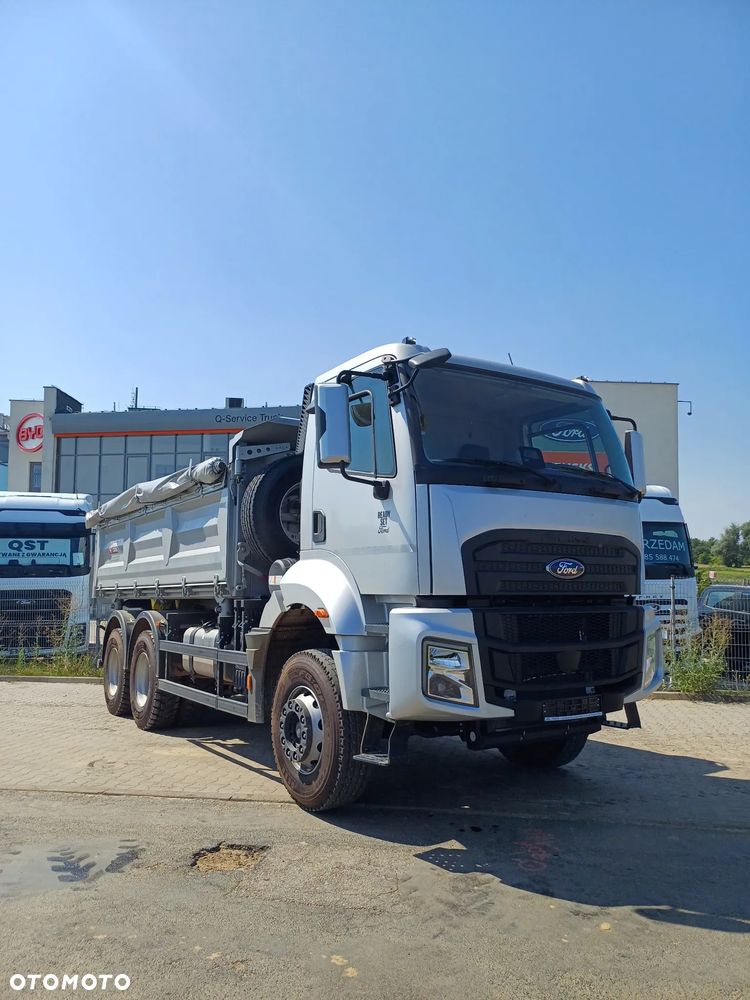 Ford F-LINE - 27