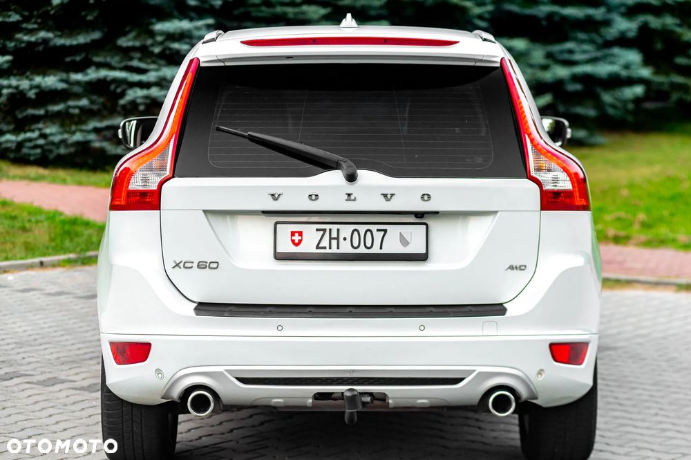 Volvo XC 60 D5 AWD RDesign - 19