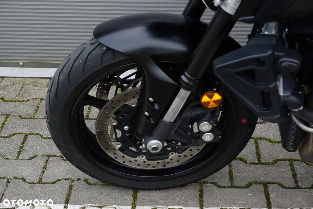 Yamaha MT - 21