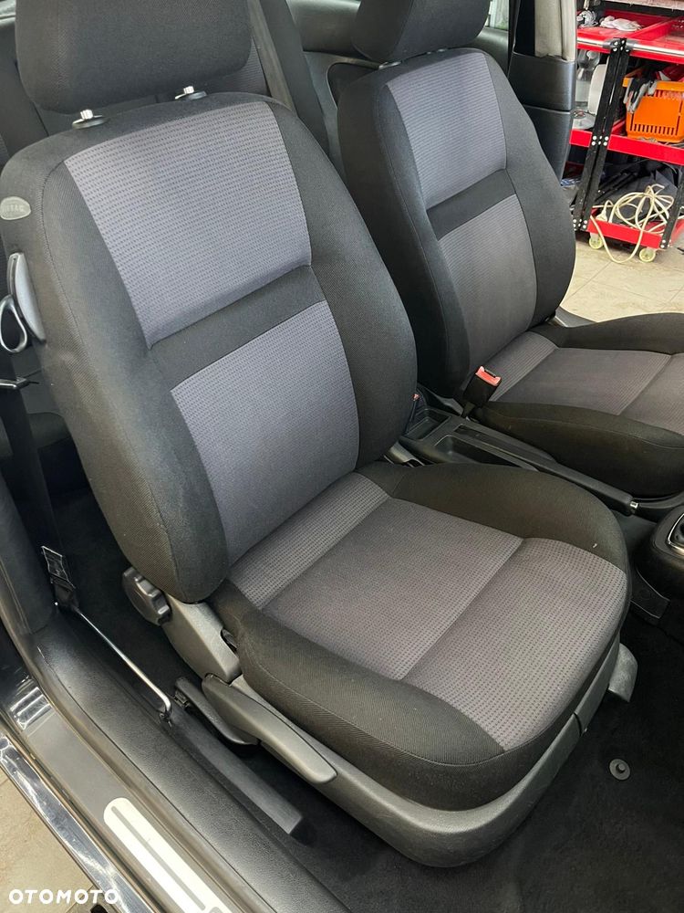 Volkswagen Golf 1.9 GL TDI - 15