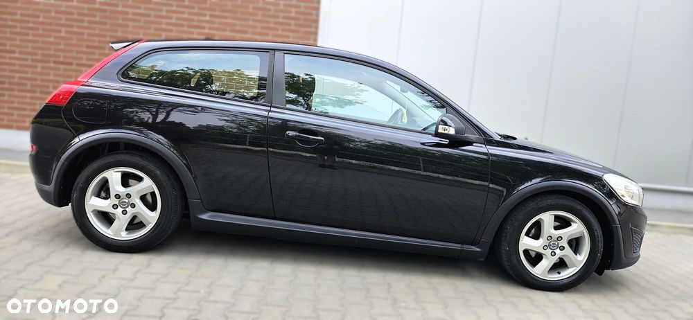 Volvo C30 D2 DRIVe Momentum - 8