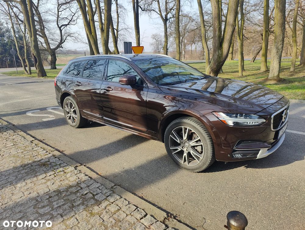Volvo V90 Cross Country - 6