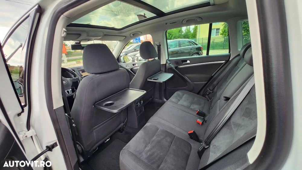 Volkswagen Tiguan 2.0 TDI DPF 4Motion BlueMotion Technology DSG Sport & Style - 29