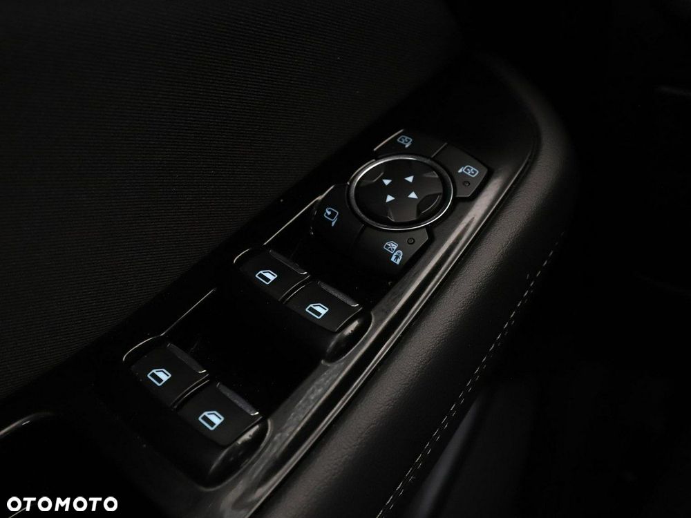 Ford S-Max 2.0 EcoBlue Titanium - 37