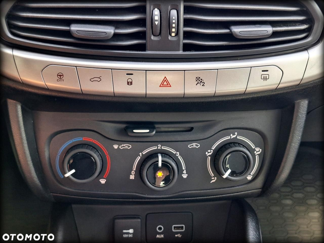 Fiat Tipo 1.4 16v Easy - 13
