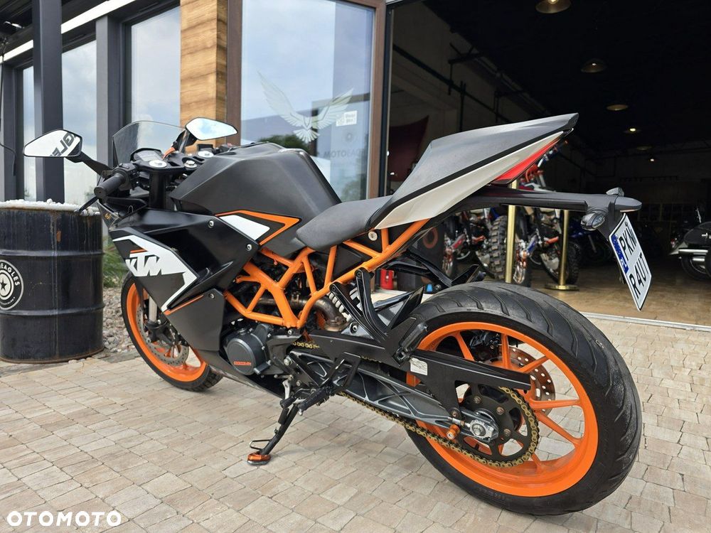 KTM RC 125 - 9
