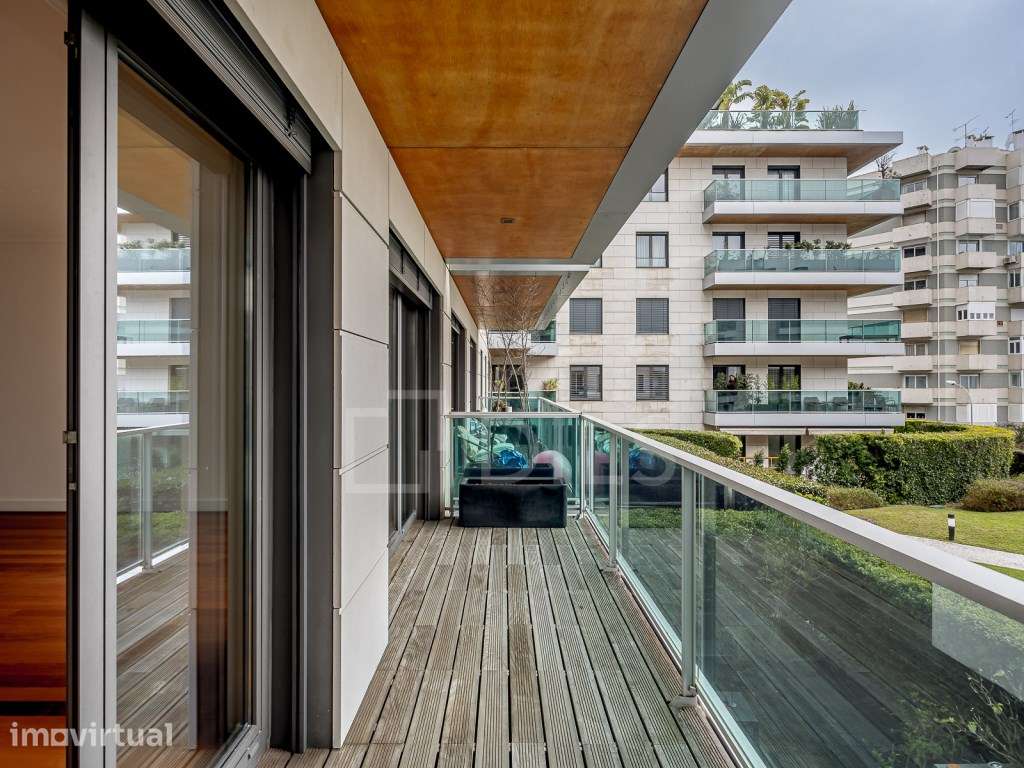 Apartamento T3 no condomínio com piscina, Infante à Lapa - Grande imagem: 2/23