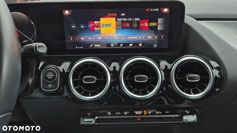 Mercedes-Benz Klasa B 180 Progressive 7G-DCT - 17