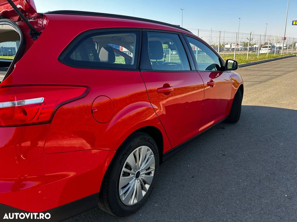 Ford Focus 1.5 TDCi DPF Start-Stopp-System Business - 7