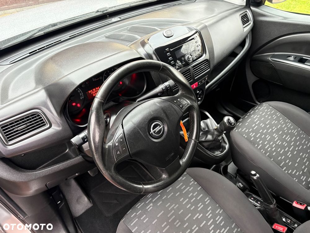 Opel Combo - 24
