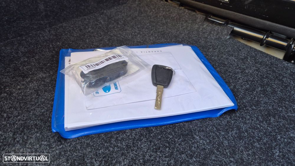 Fiat 500 1.0 Hybrid Connect - 38