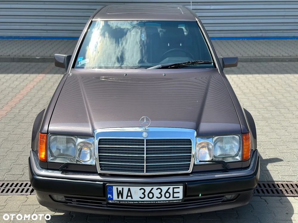 Mercedes-Benz Klasa E - 12