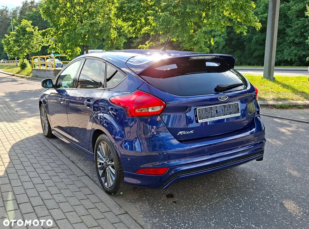 Ford Focus 1.5 EcoBlue Start-Stopp-System ST-LINE - 4