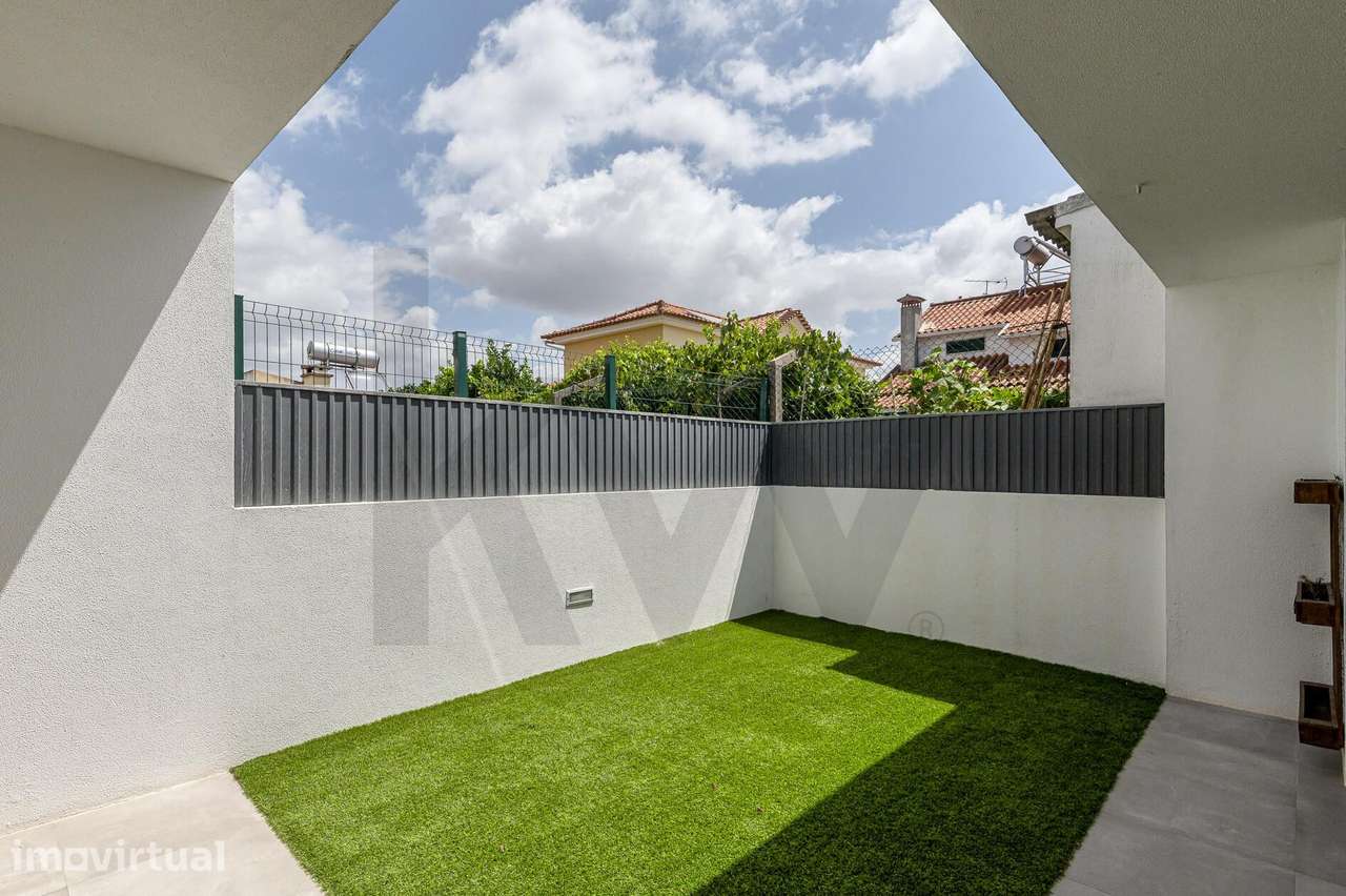 Moradia T3+1 com Jardim, Terraço e Parqueamento para 3 Carros | Fernão - Grande imagem: 3/44