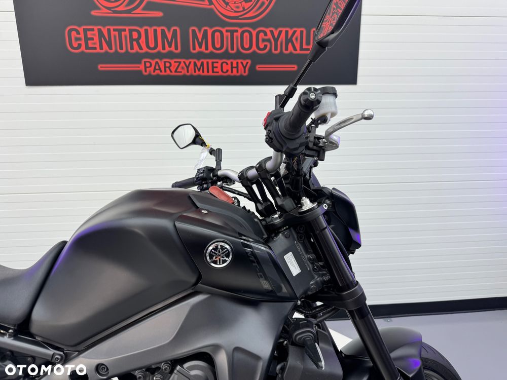 Yamaha MT - 13