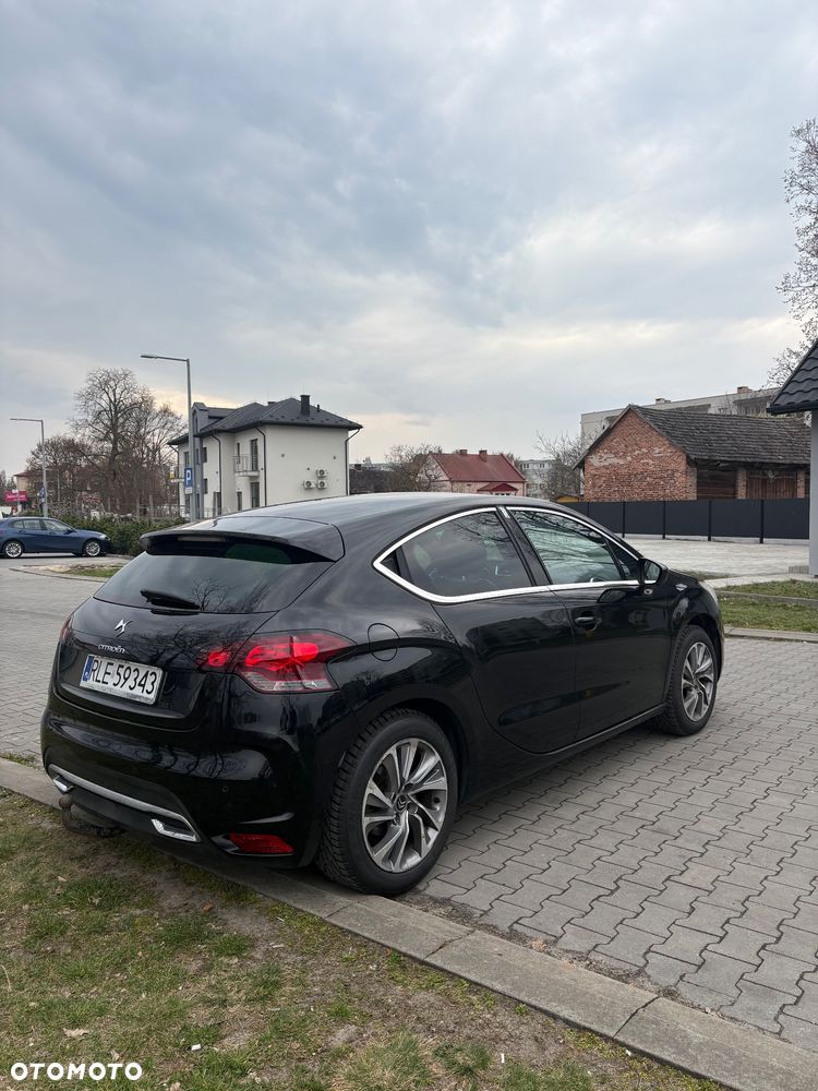 Citroën DS4 1.6 e-HDi SoChic MCP - 8