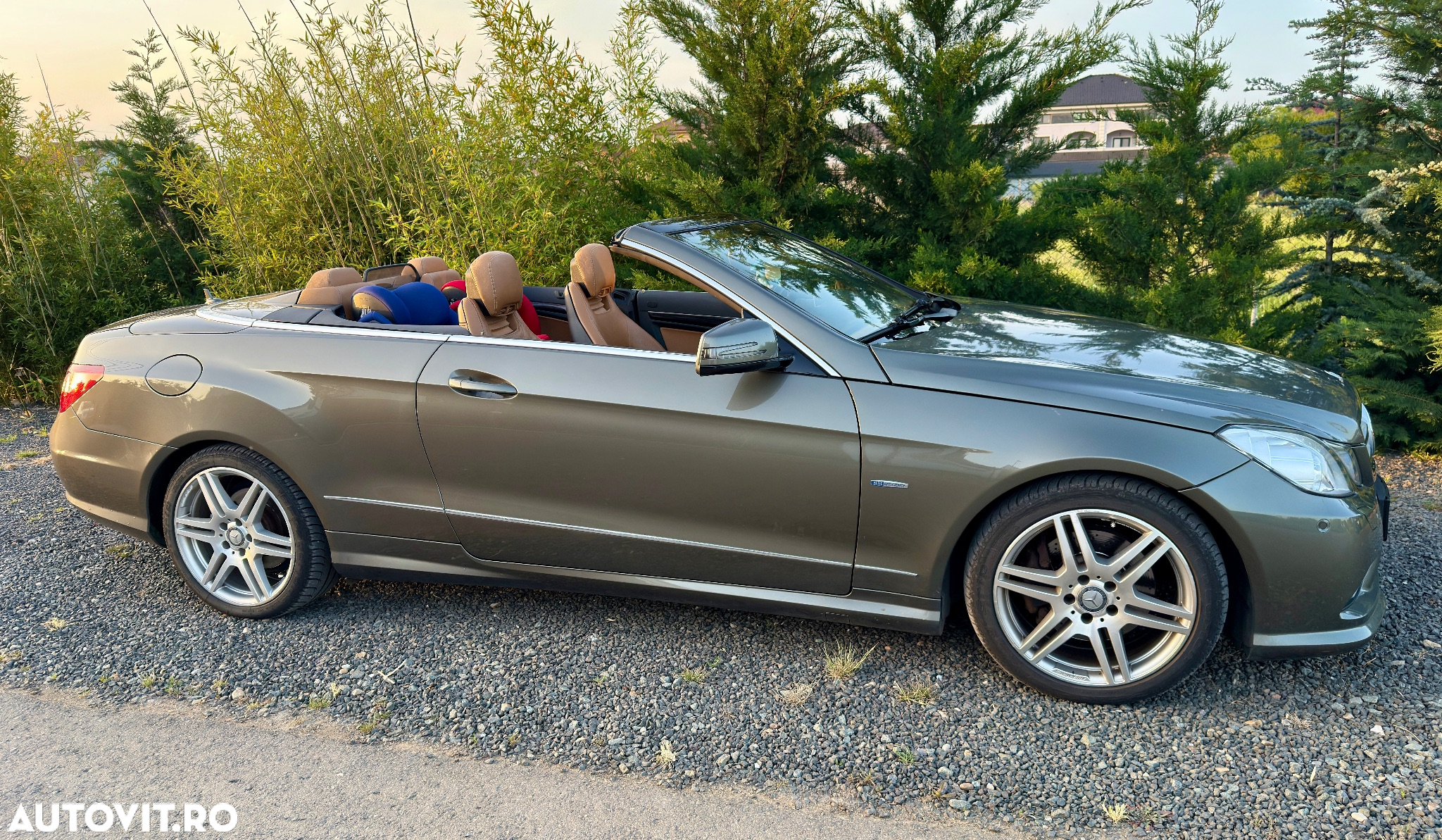 Mercedes-Benz E - 11