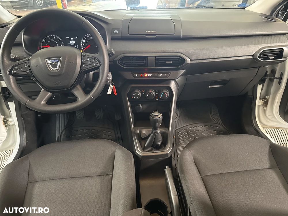 Dacia Logan - 10