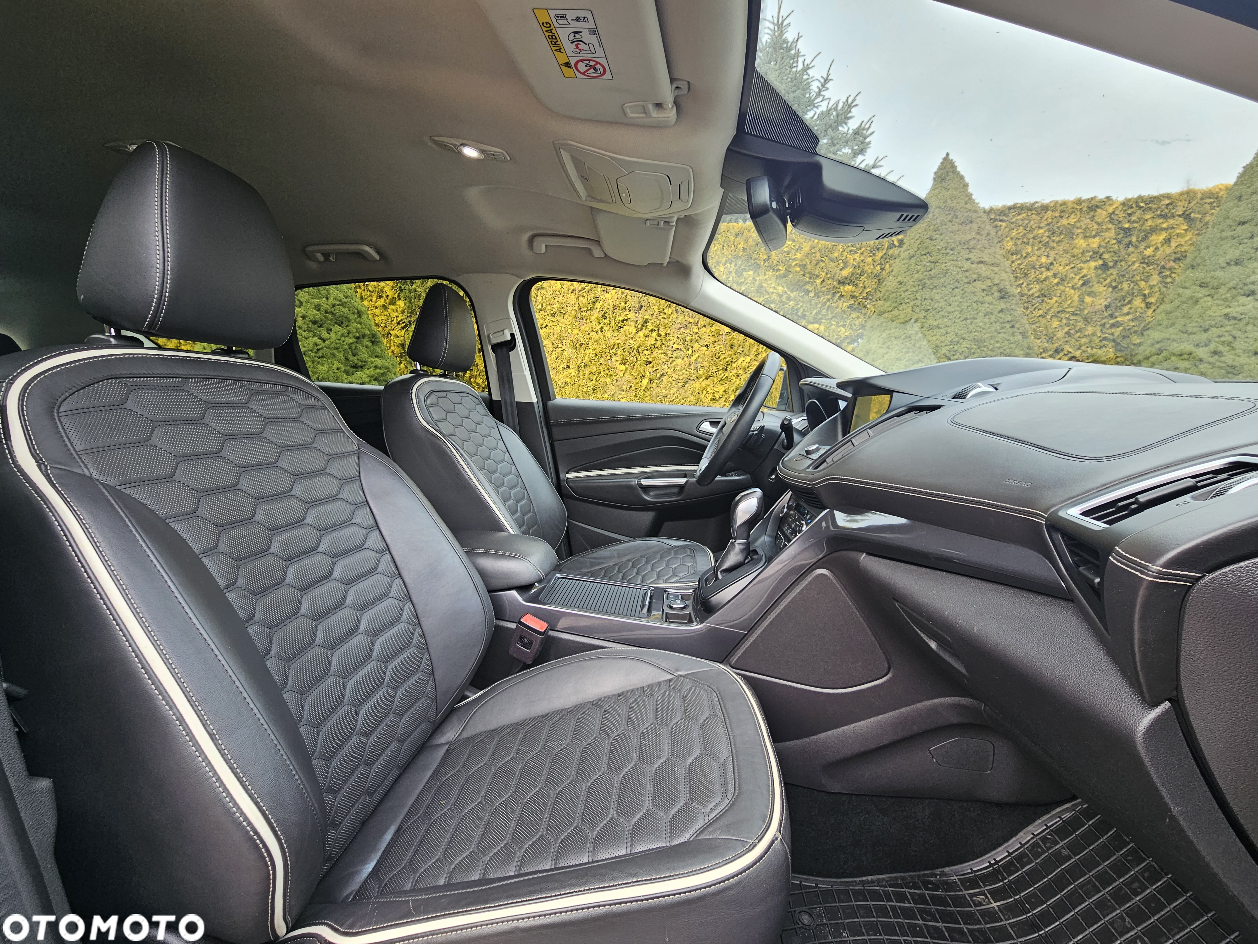 Ford Kuga 2.0 TDCi 4x4 Vignale - 6