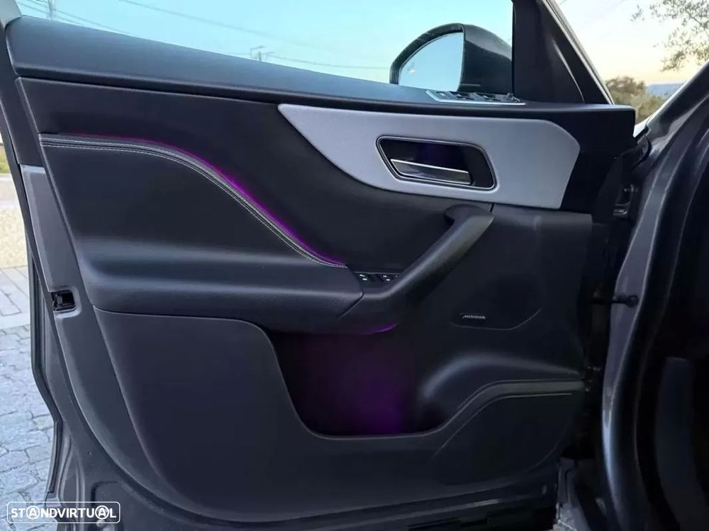 Jaguar F-Pace 3.0 TDV6 R-Sport AWD Aut. - 14