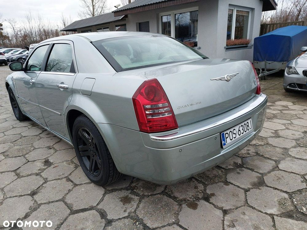 Chrysler 300C - 7