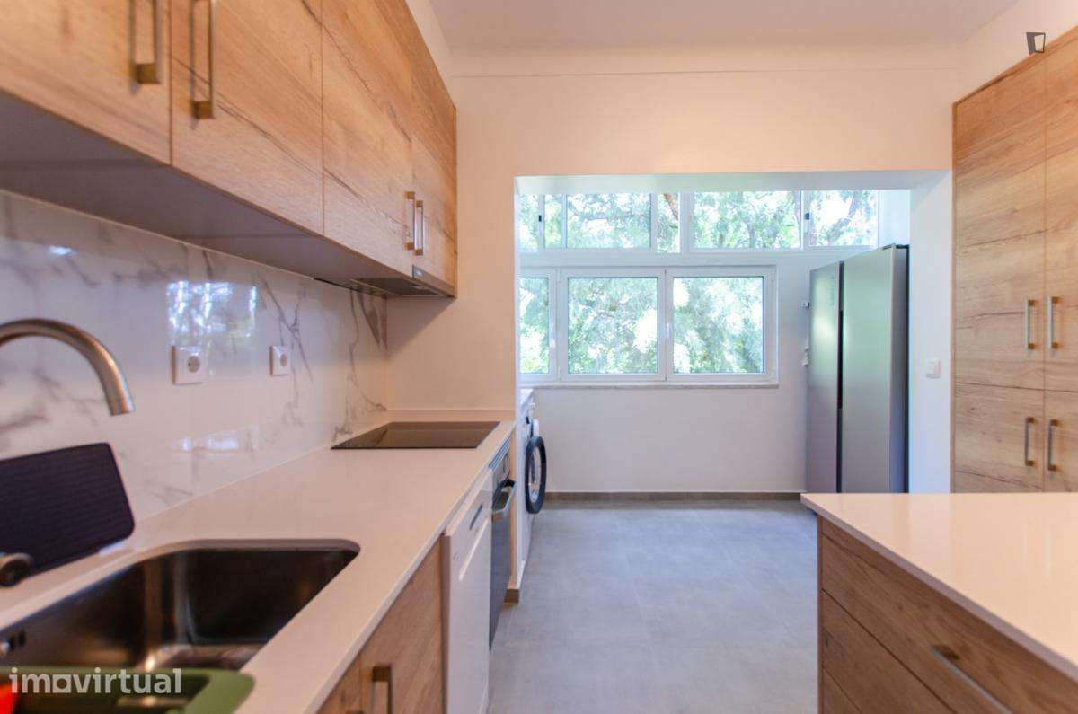 Quarto - localizado em Carcavelos Lisbon - Grande imagem: 5/22