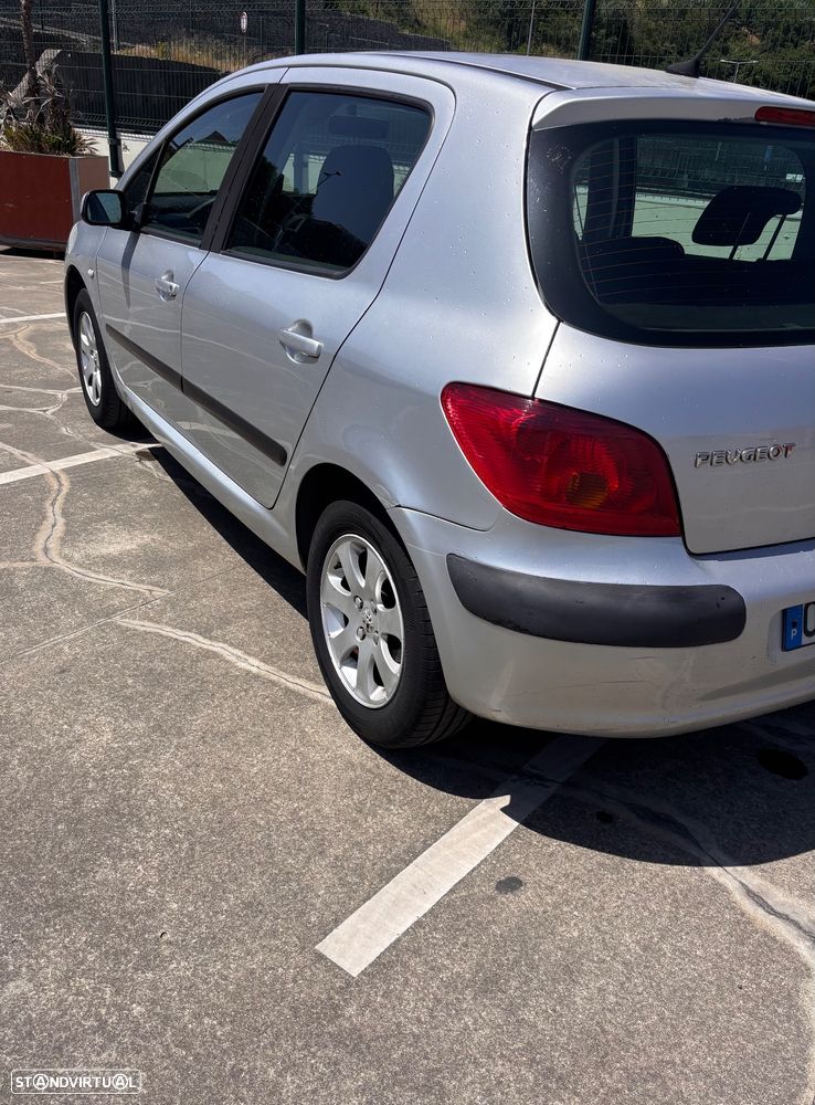Peugeot 307 2.0 HDi 110 XS Premium - 4