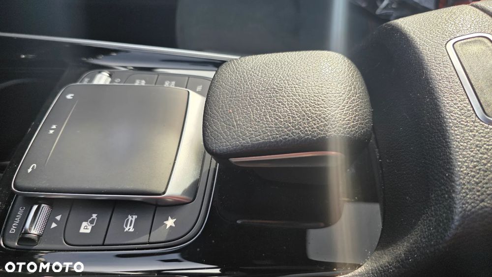 Mercedes-Benz GLB 220 d 4-Matic AMG Line 8G-DCT - 22
