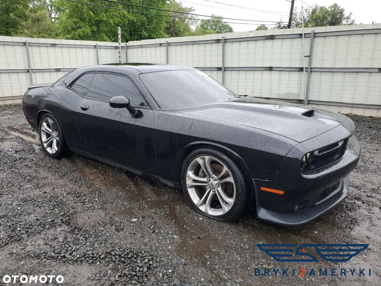 Dodge Challenger - 1