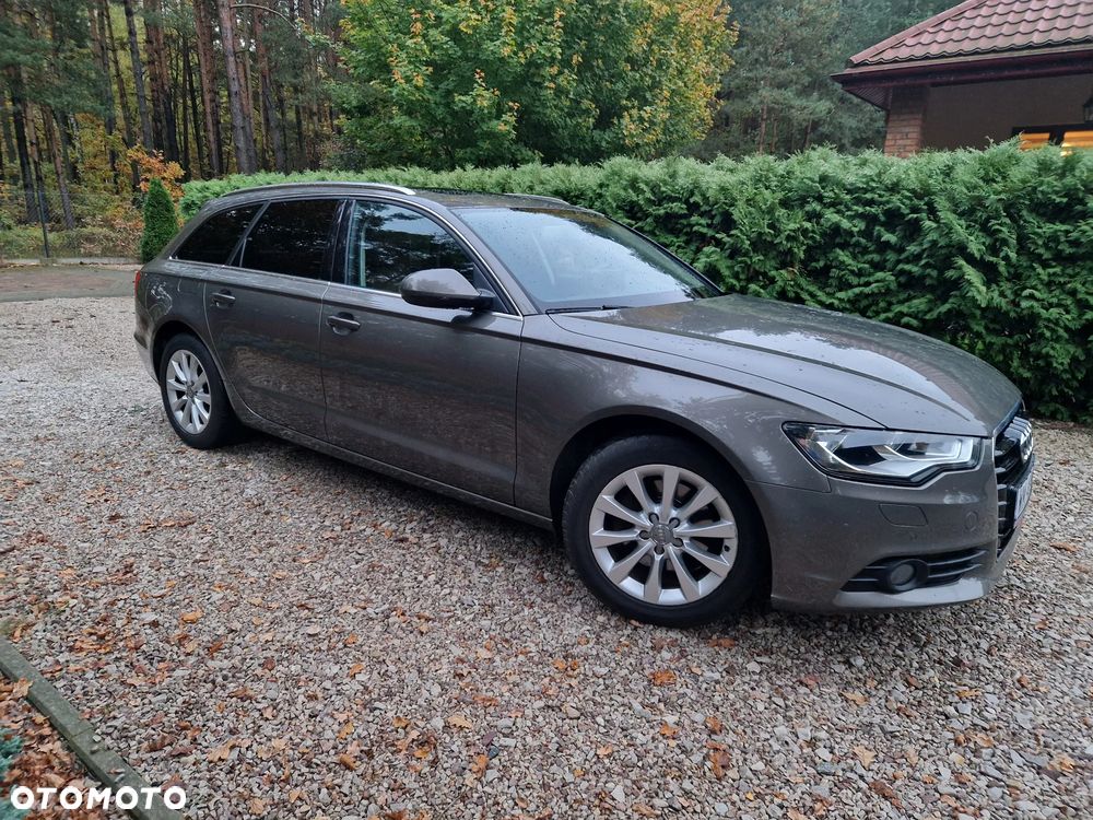 Audi A6 Avant - 11