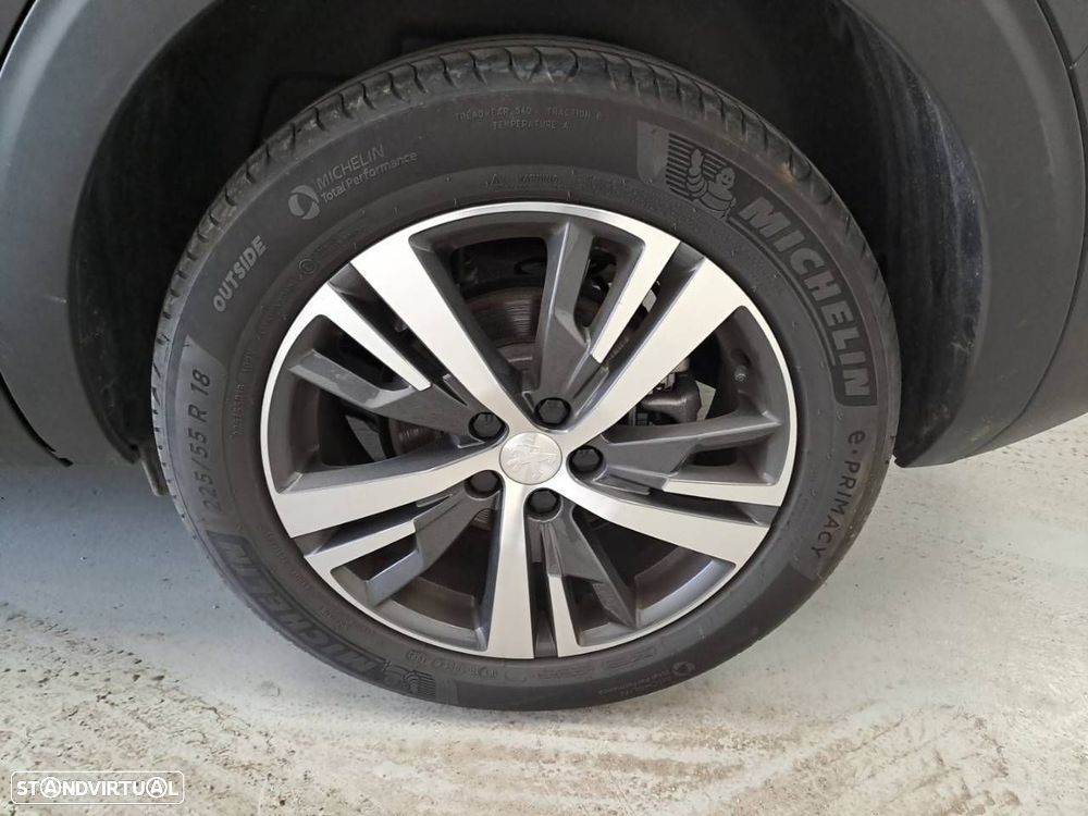 Peugeot 5008 1.5 BlueHDi Allure Pack EAT8 - 11