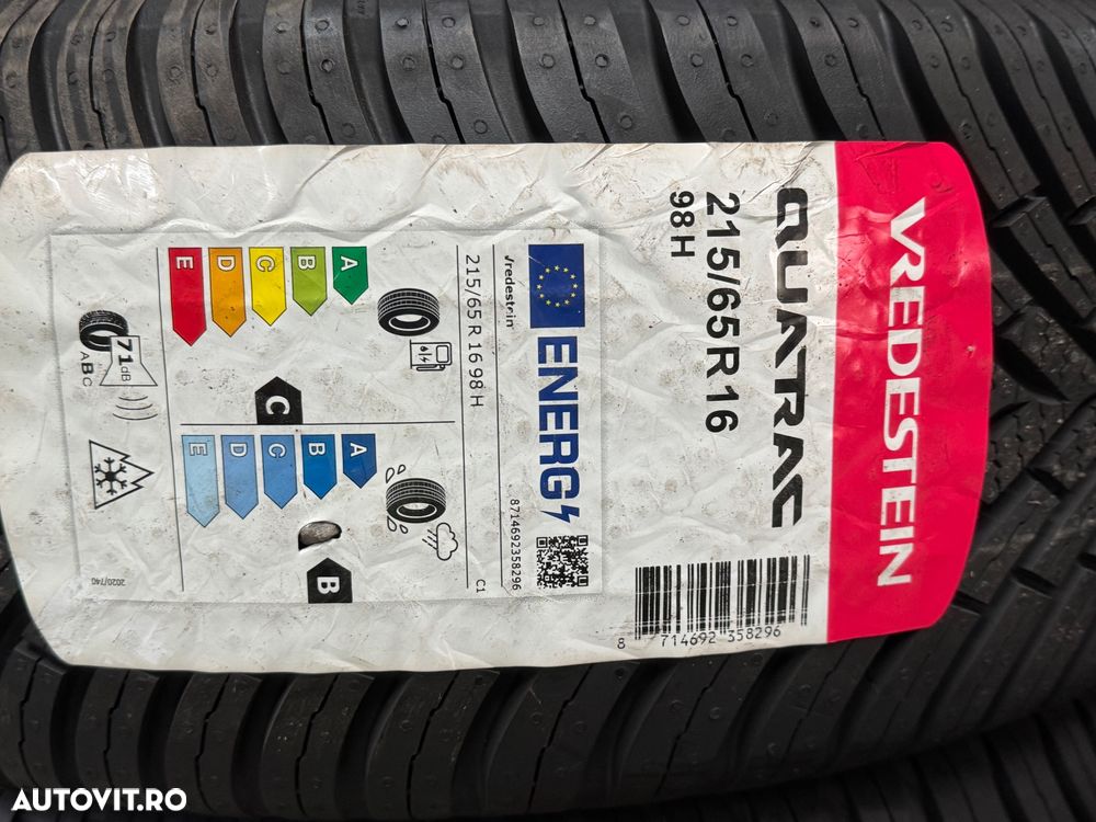 Vând 4 anvelope 215/65/16 vredestein de patru sezoane noi - 2