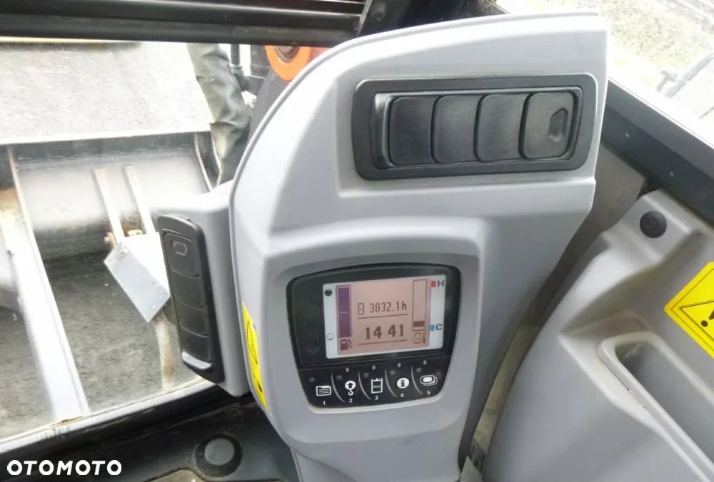 Kubota KX080-4A - 7
