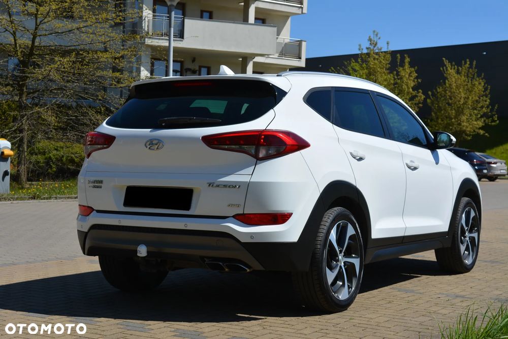 Hyundai Tucson 2.0 CRDI 4WD Style - 16