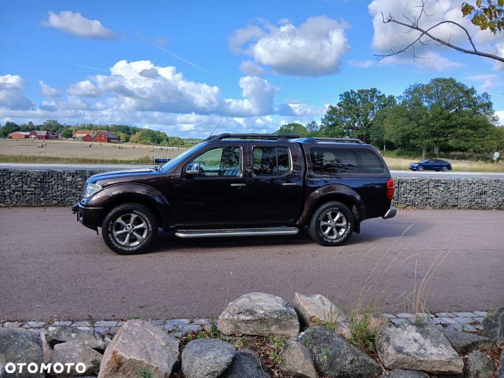 Nissan Navara 2.5 D Platinum - 14