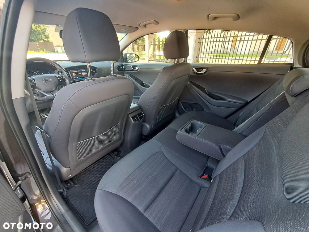 Hyundai IONIQ Hybrid Premium - 35