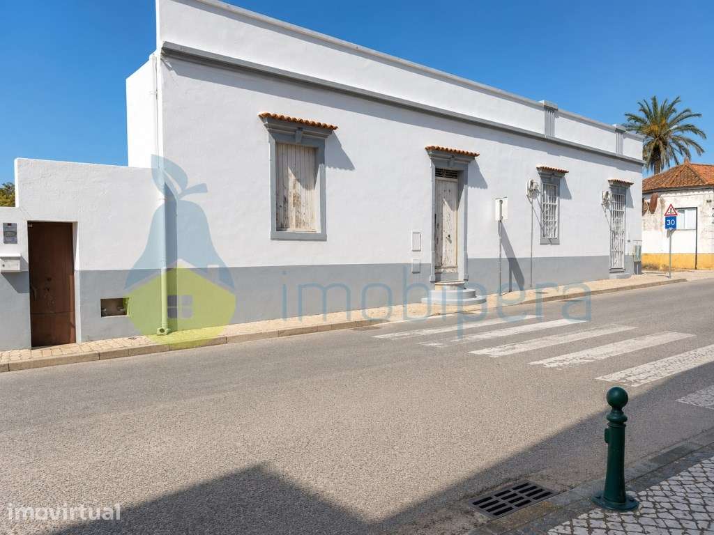 Espaço comercial no centro de Algoz - Grande imagem: 2/16