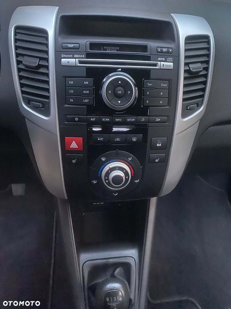 Kia Venga 1.4 CVVT Attract - 7