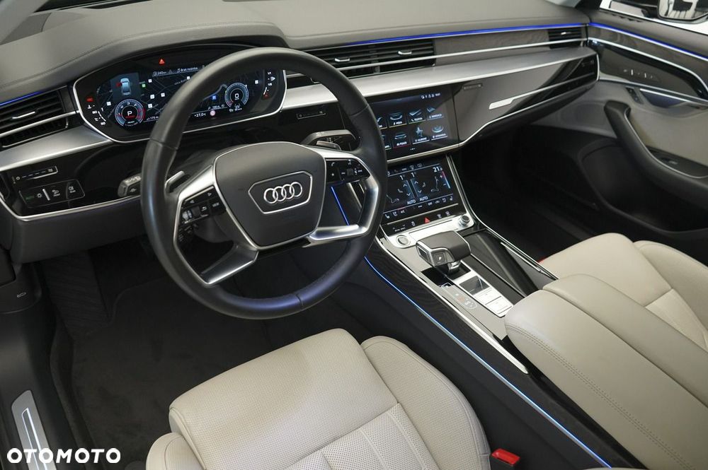 Audi A8 - 18