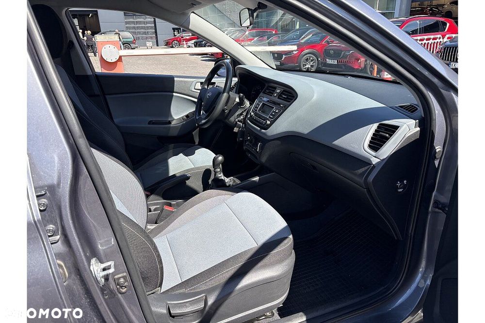 Hyundai i20 1.2 Classic Plus - 8
