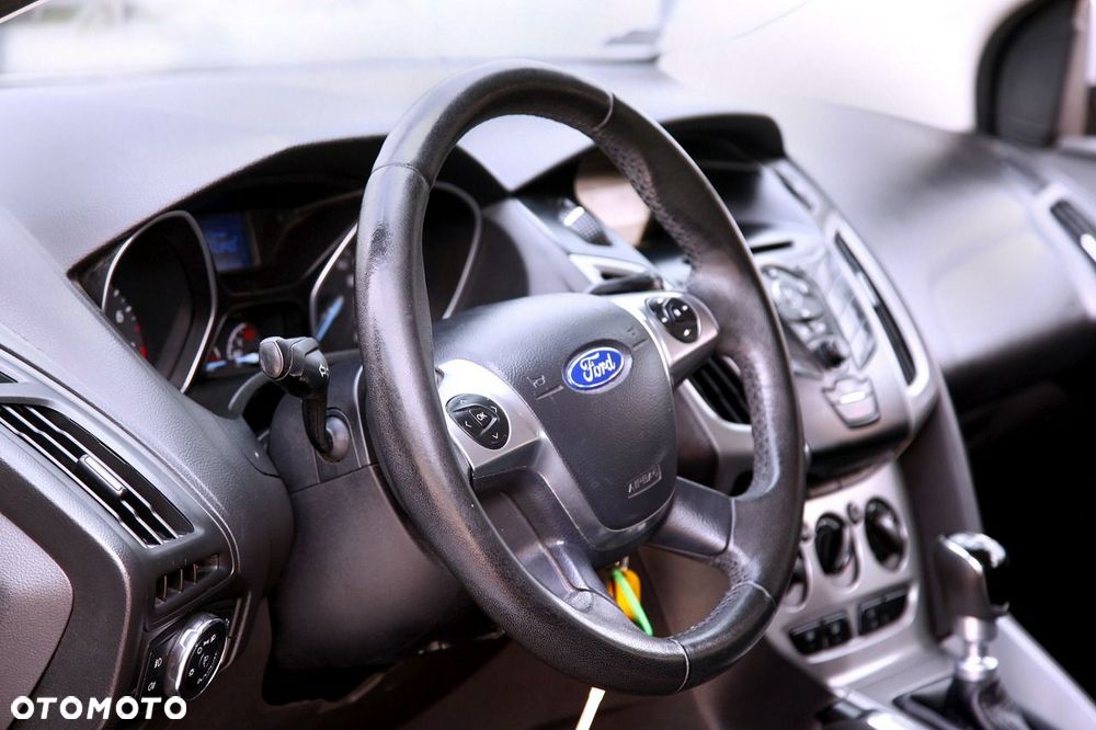 Ford Focus - 12