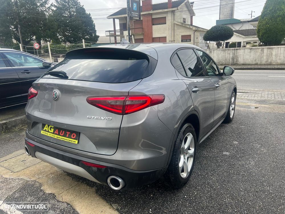 Alfa Romeo Stelvio 2.2 16V AT8 Super - 2