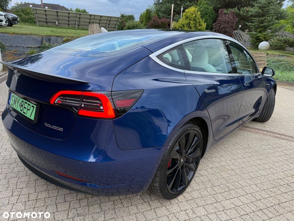 Tesla Model 3 Langstreckenbatterie Allradantrieb Dual Motor Performance - 3