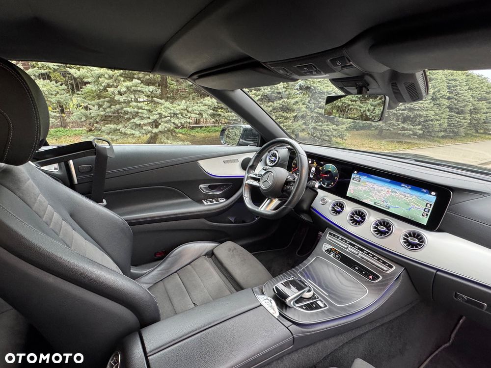 Mercedes-Benz Klasa E 220 d 9G-TRONIC AMG Line - 4