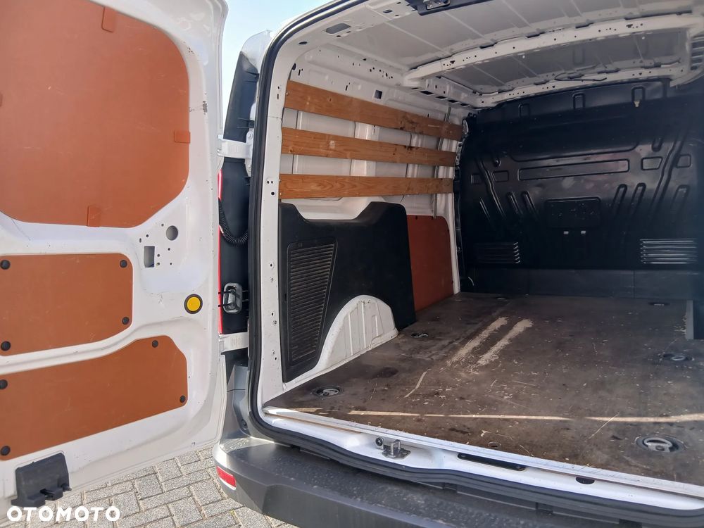 Ford TRANSIT CONNECT - 16