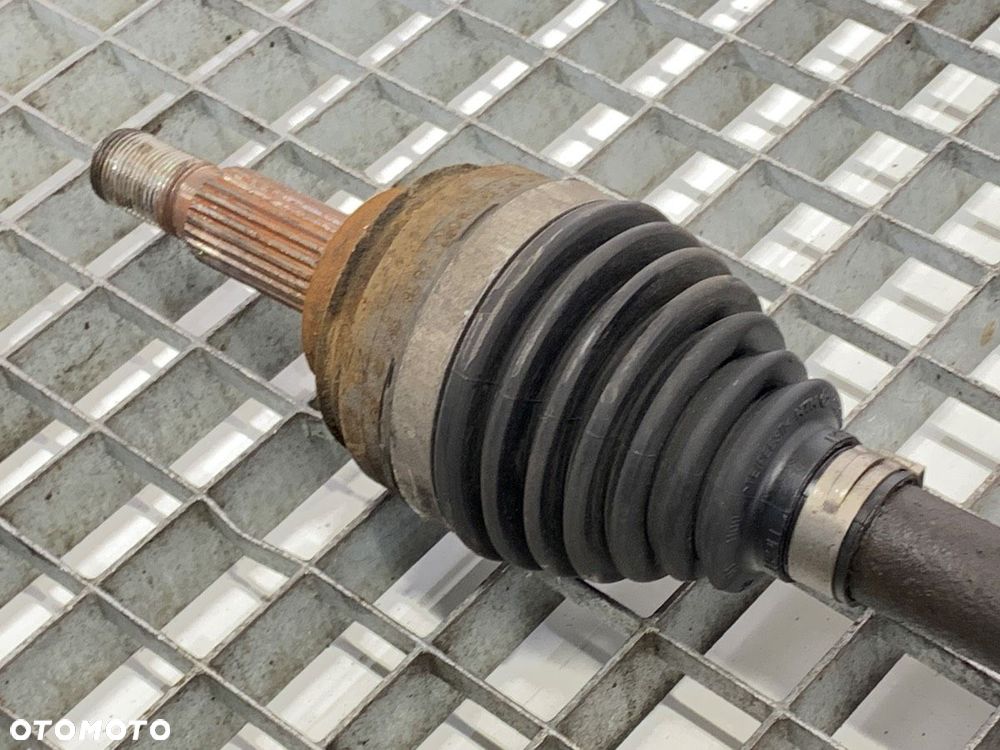 PÓŁOŚ PRAWY PRZÓD  RENAULT CLIO IV (BH_) 2012 - 2022 1.5 dCi 75 55 kW [75 KM] olej napędowy - 3