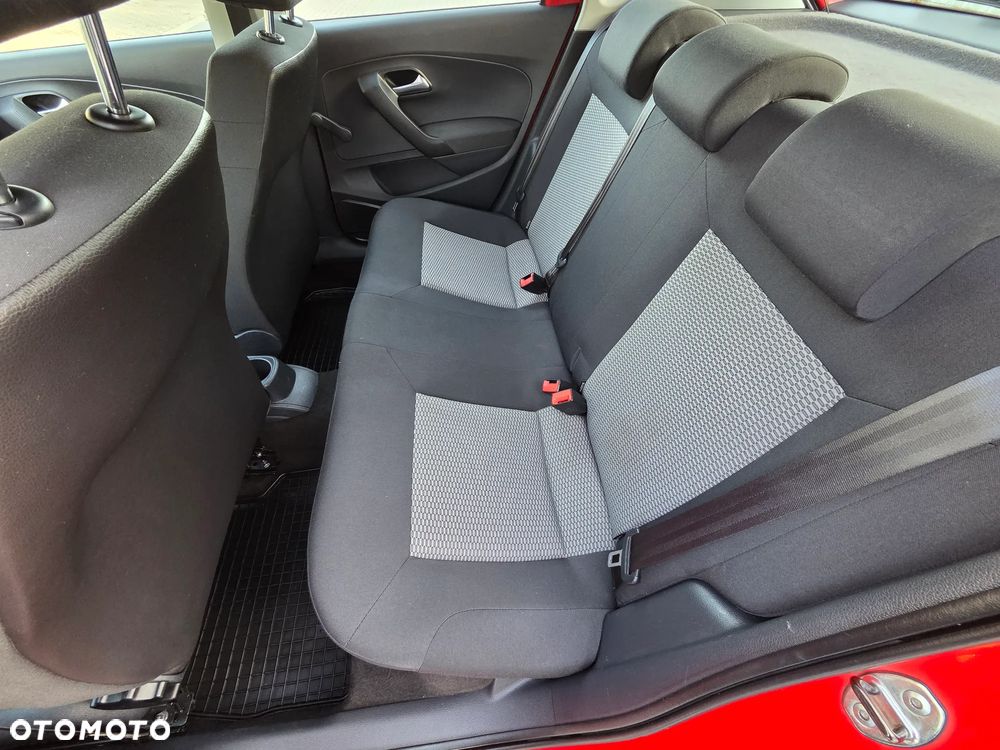 Volkswagen Polo - 15