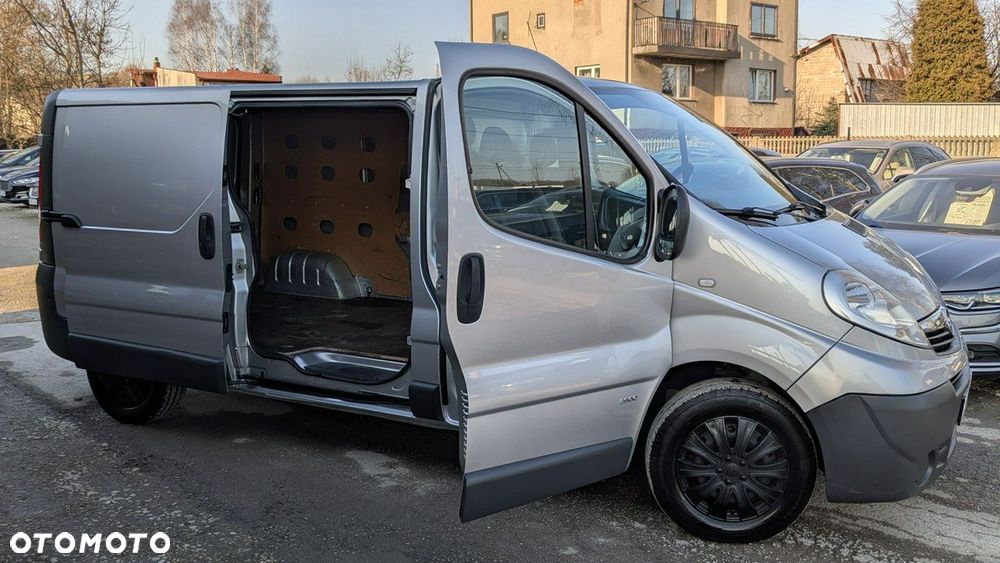 Opel Vivaro - 7