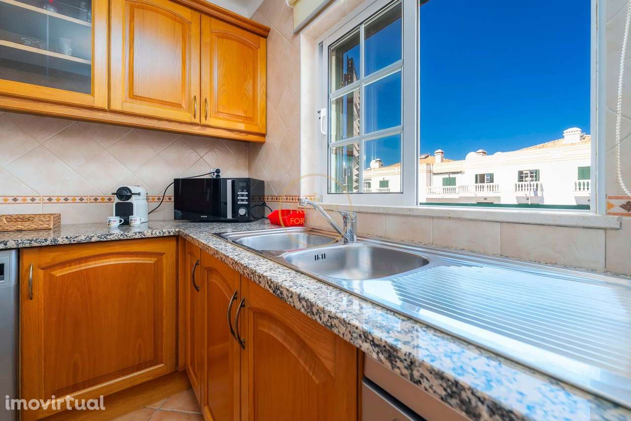 Apartamento T2 Mobilado e equipado, Ar condicionado e Estacionamento e - Grande imagem: 5/42